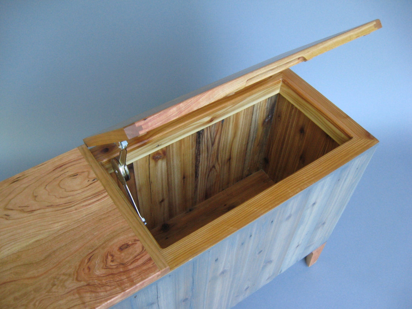 Reclaimed Wood Storage Chest/Bench