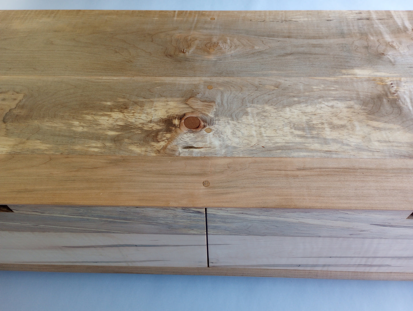 Storage bench: low foot chest of drawers