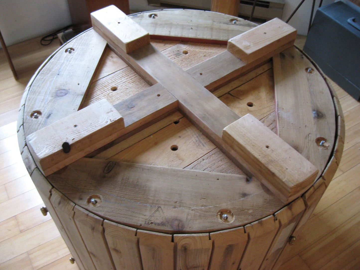 Large Round Wood Planter